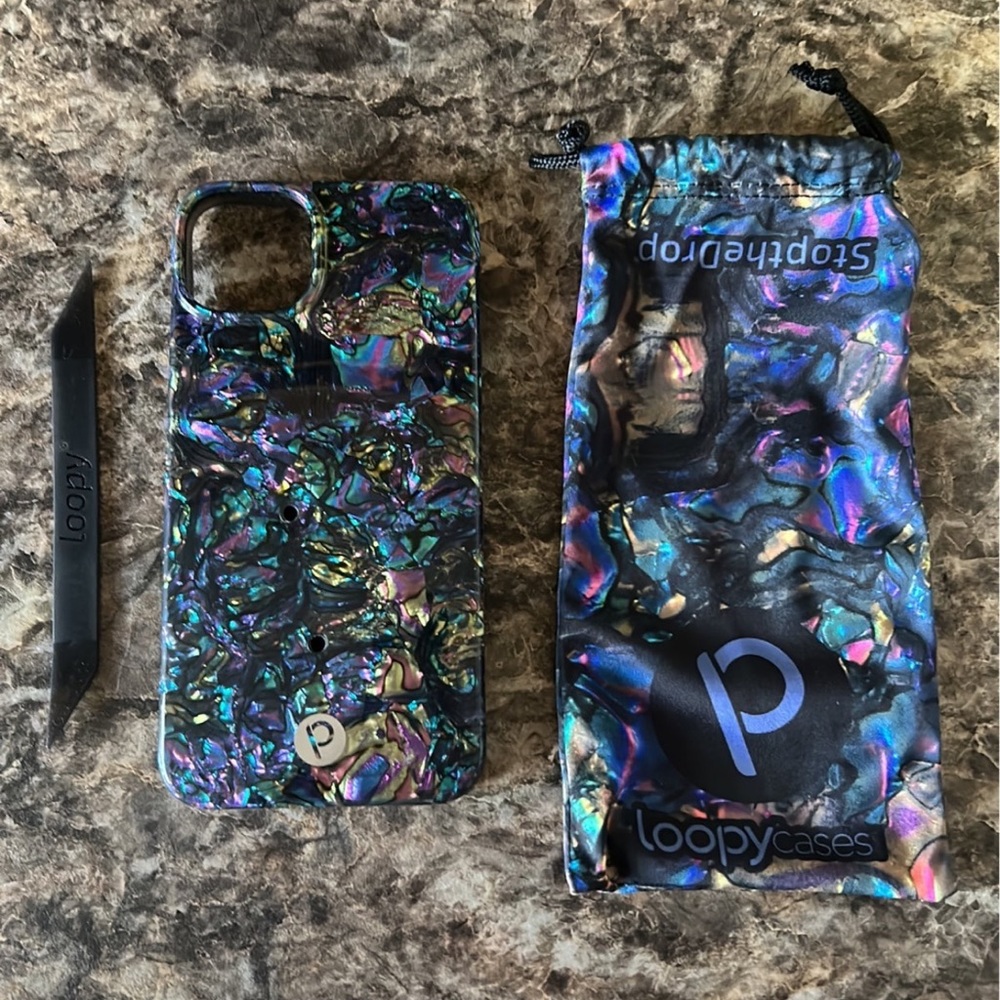14 PLUS IPHONE LOOPY CASE NEW******